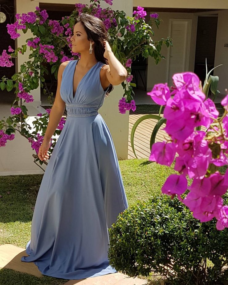 Aluguel de Vestido de Festa Azul Serenity Formatura Terceiro Ano próximo à Cascadura - Arrivee