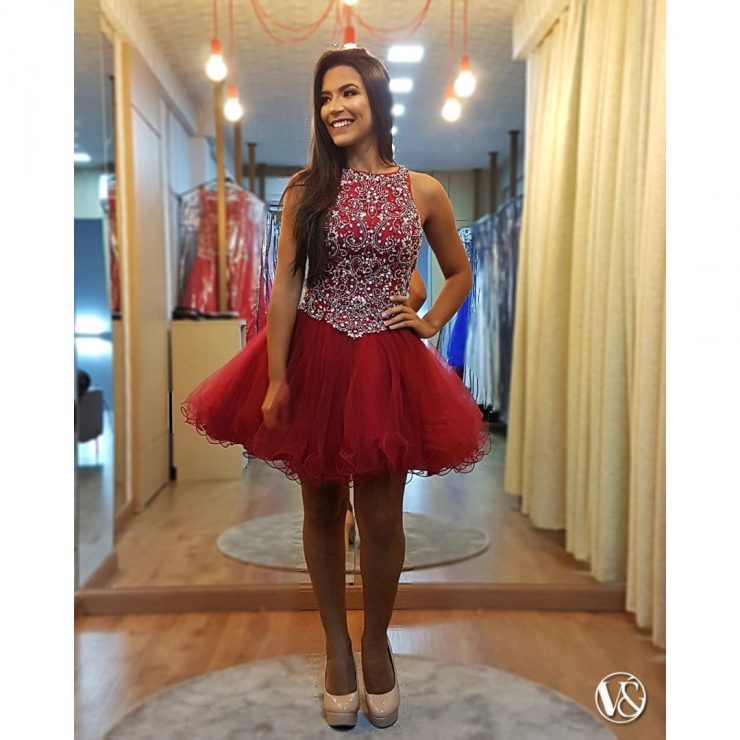 Aluguel de Vestido de Festa Marsala Curto Romântica 15 aninhos em Madureira - Arrivee