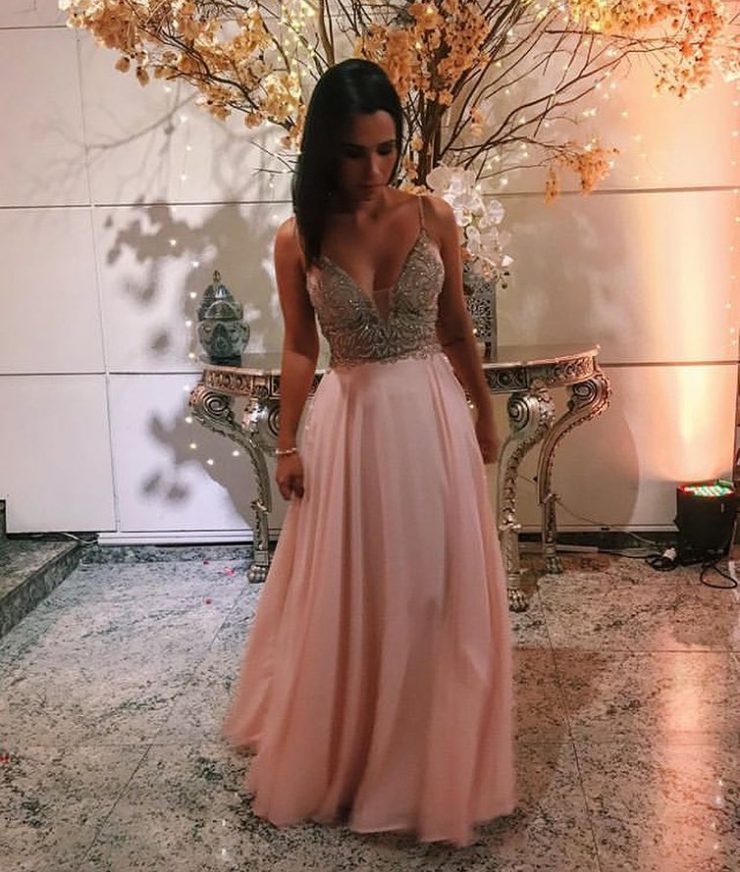 Vestido de Festa Decote Longo Rodado Pedras Madrinha de Casamento Rosa no Méier para Alugar - Fino Traje Moda Festa
