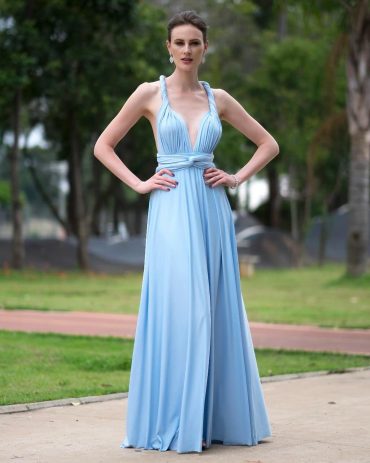 Vestido de Festa Formatura de Administração Azul Serenity Decotado Longo - RJ - Arrazo Fashion