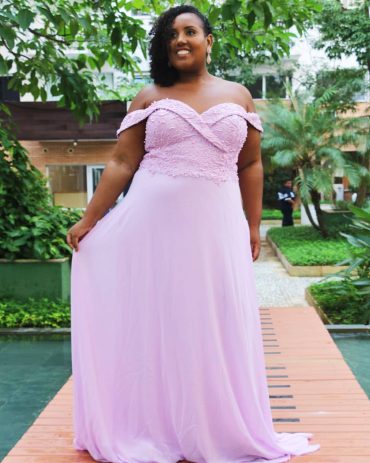 Vestido de Festa Longo Decotado Madrinha 2020 Roxo próximo à Sampaio - Fino Traje Moda Festa