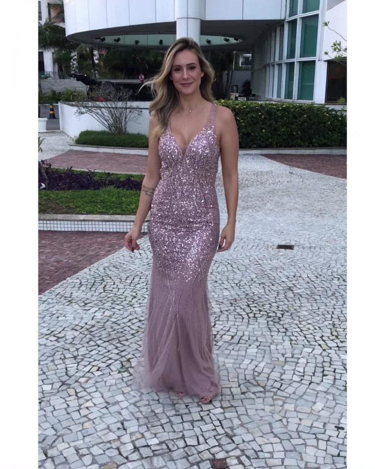 Vestido de Festa Nude Rosê Convidada de Casamento Bordado Longo Decote no Barra Shopping - Blue Shop