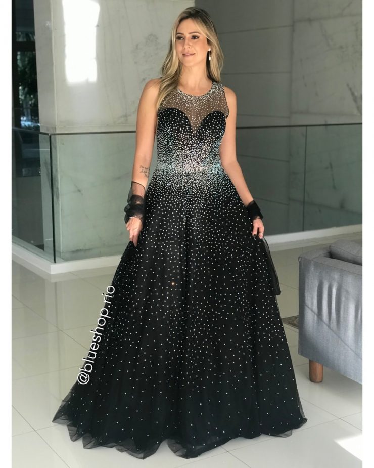 vestido preto para convidada de formatura