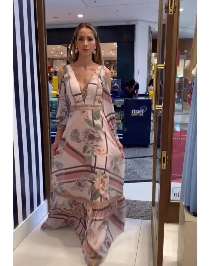 Vestido de Festa Quinze Anos Decote Longo Romântico Floral Manga no Città América - Blue Shop