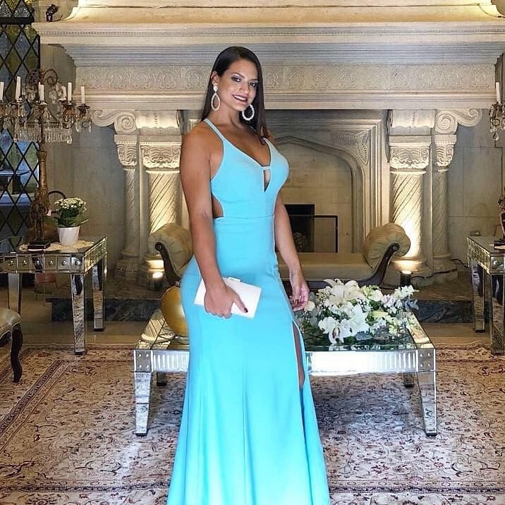 Vestido de Festa Rodado Decotado Simples Longo Madrinha 2020 Tiffany Azul próximo à Vila da Penha - Fino Traje Moda Festa
