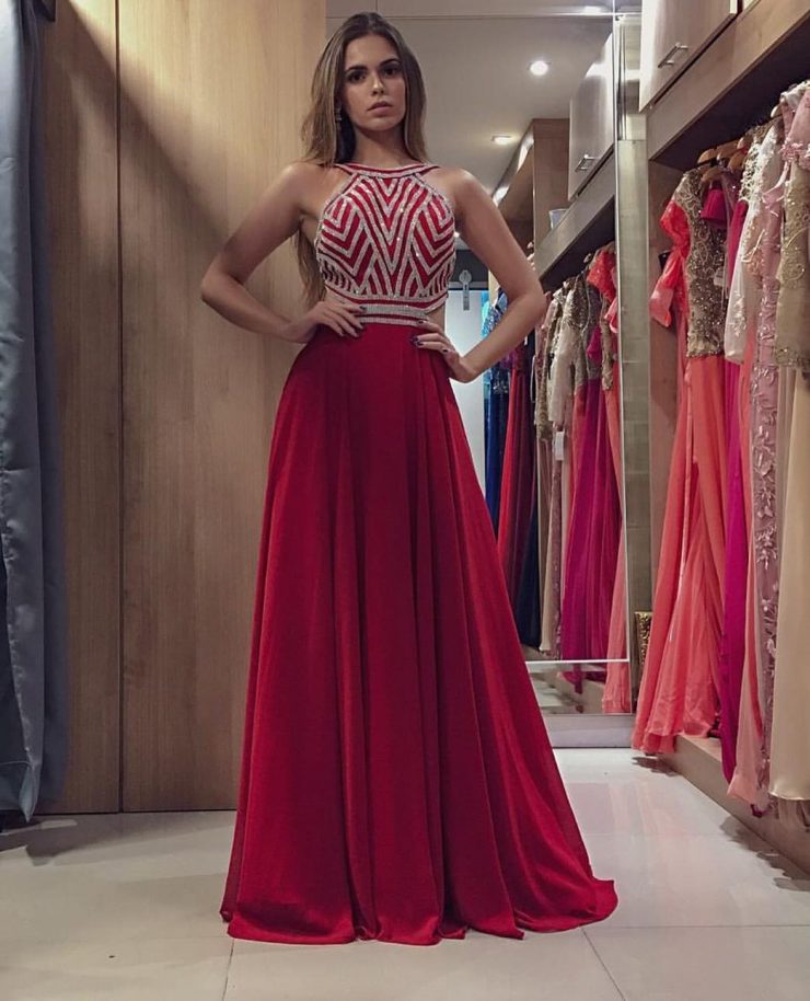 Vestido de Festa Vermelho Bordado Longo Formanda próximo à Pilares - Aluguel - Fino Traje Moda Festa